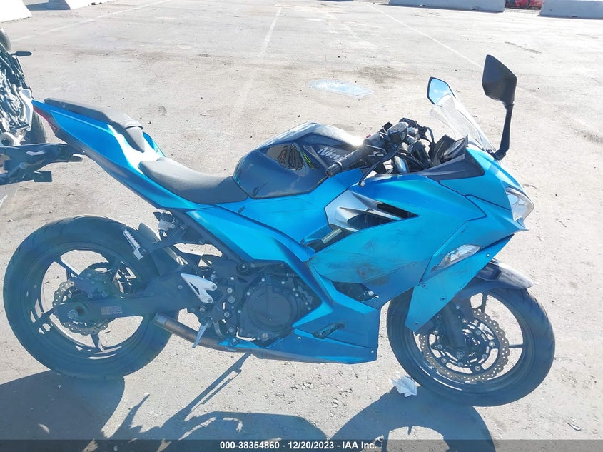 VIN JKAEXKG19KDA28738 2019 KAWASAKI EX400