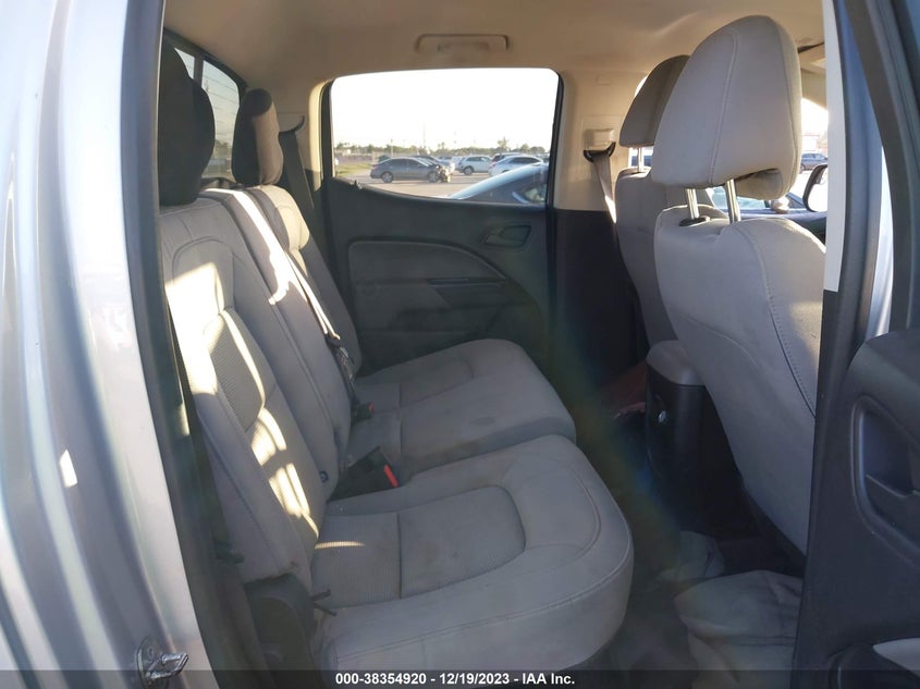 VIN 1GCGSBEN3K1296119 2019 CHEVROLET COLORADO WT