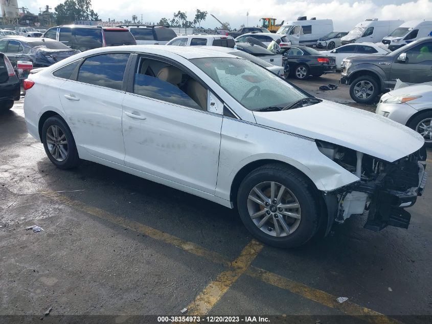 2017 HYUNDAI SONATA SE - 5NPE24AF3HH552973