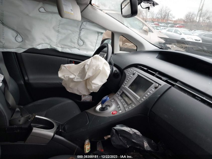 2014 TOYOTA PRIUS FOUR - JTDKN3DU4E1780157