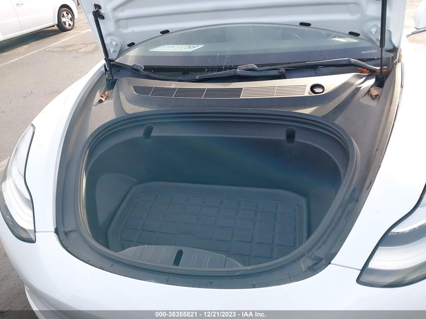 VIN 5YJ3E1EB6LF741693 2020 TESLA MODEL 3
