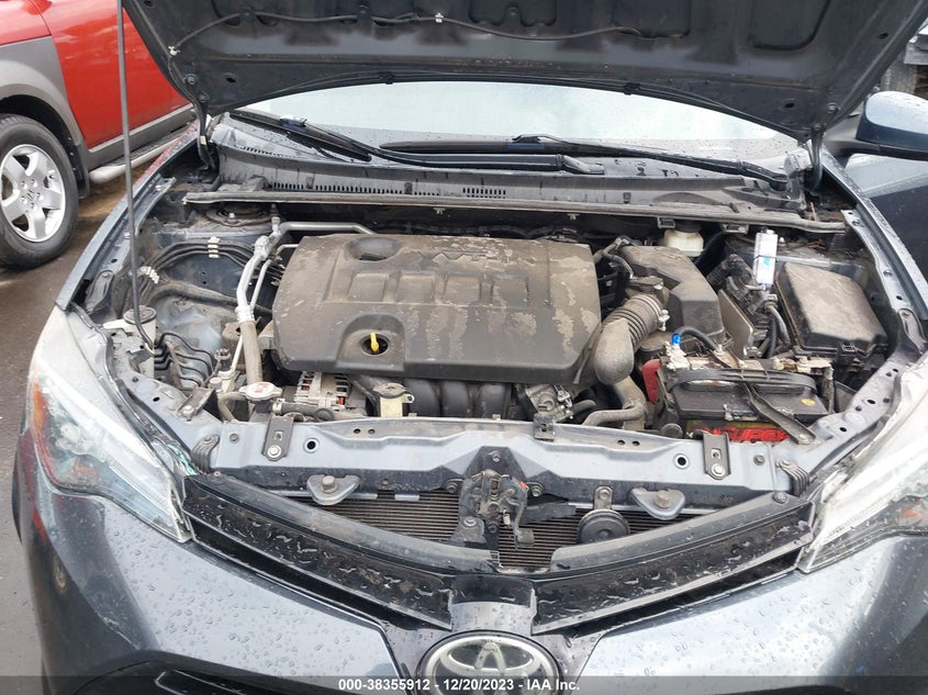 VIN 2T1BURHE3JC099714 2018 TOYOTA COROLLA LE