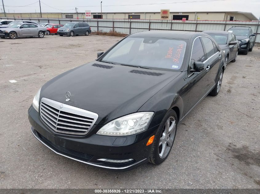2013 MERCEDES-BENZ S 550 WDDNG7DB6DA505486