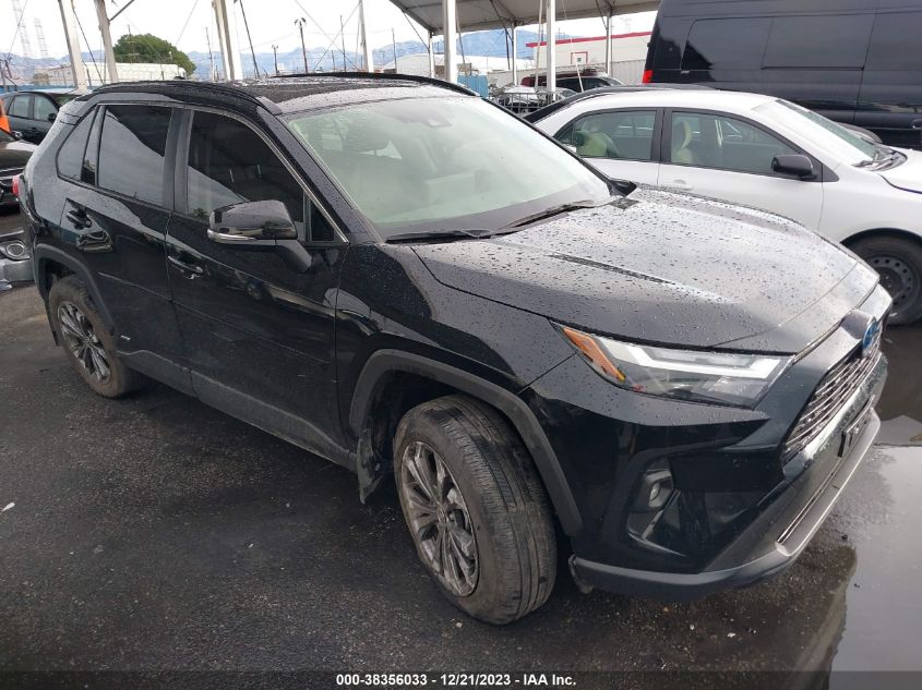 2023 TOYOTA RAV4 XLE PREMIUM - JTMB6RFV2PD082573