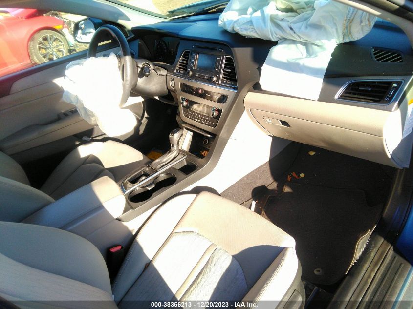 2016 HYUNDAI SONATA HYBRID SE - KMHE24L18GA039754