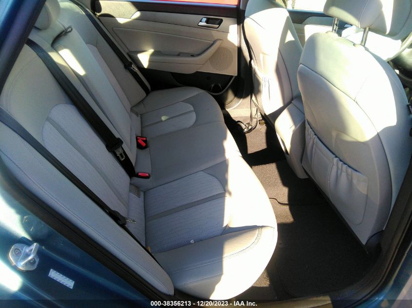2016 HYUNDAI SONATA HYBRID SE - KMHE24L18GA039754