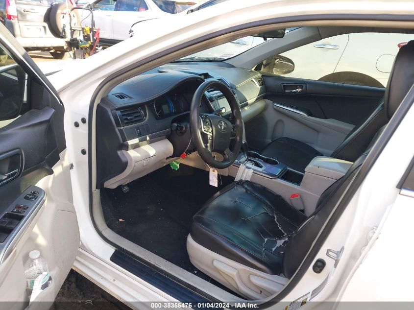 2014 TOYOTA CAMRY HYBRID LE - 4T1BD1FK2EU121913