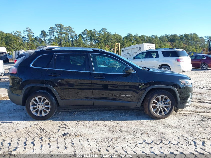 VIN 1C4PJLCX4KD120255 2019 JEEP CHEROKEE LATITUDE FWD