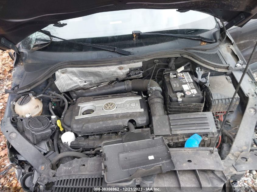2016 VOLKSWAGEN TIGUAN S/SE/SEL/R-LINE - WVGAV7AX6GW554169