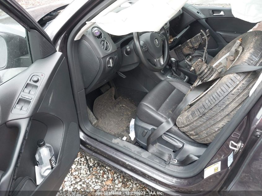 2016 VOLKSWAGEN TIGUAN S/SE/SEL/R-LINE - WVGAV7AX6GW554169