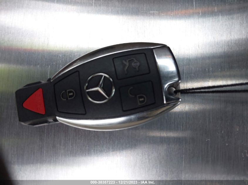 2015 MERCEDES-BENZ GL 550 4MATIC 4JGDF7DEXFA542235