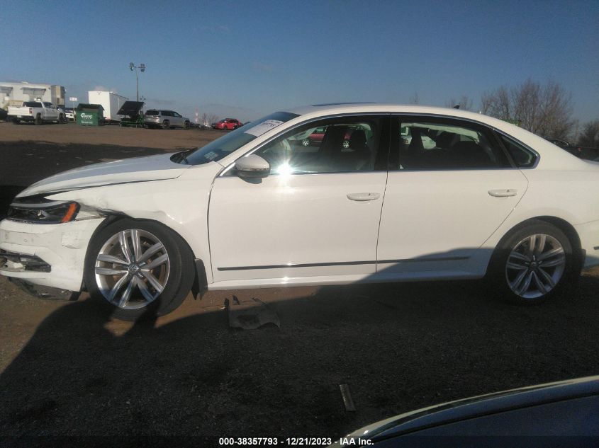 2017 VOLKSWAGEN PASSAT SE - 1VWGT7A32HC020426