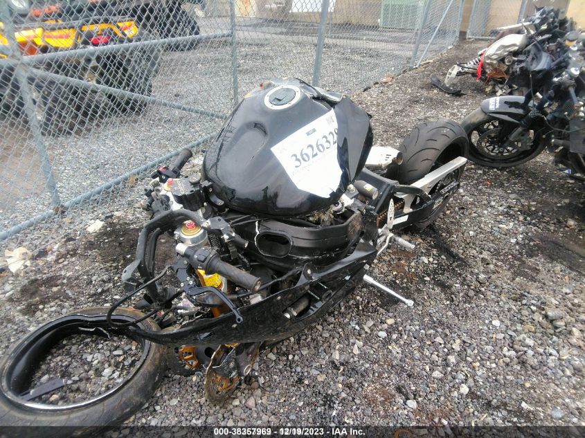 2004 SUZUKI GSX-R1000 JS1GT75A942104667