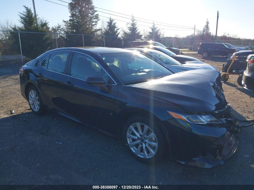 2020 TOYOTA CAMRY LE - 4T1C11AK0LU508090