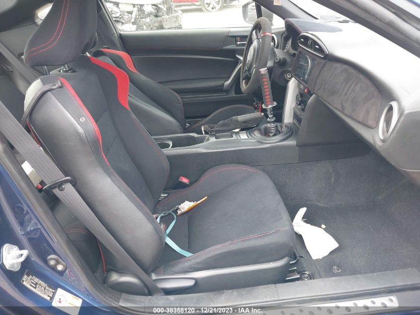 2013 TOYOTA SCION FR-S JF1ZNAA18D1702630