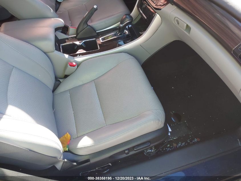 2017 HONDA ACCORD EX-L V6 - 1HGCR3F8XHA035444