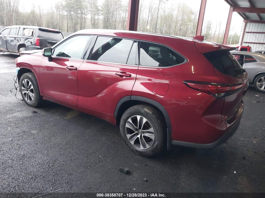 VIN 5TDHZRBH4MS531463 2021 TOYOTA HIGHLANDER XLE