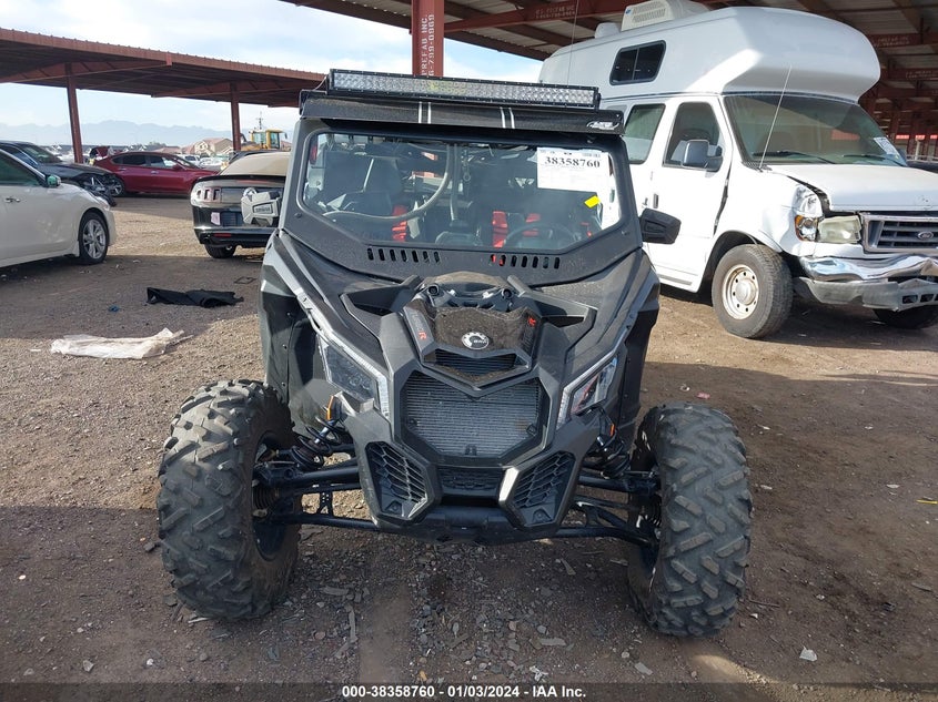 VIN 3JBVDAW23HK000526 2017 CAN-AM MAVERICK X3 X DS TURBO R