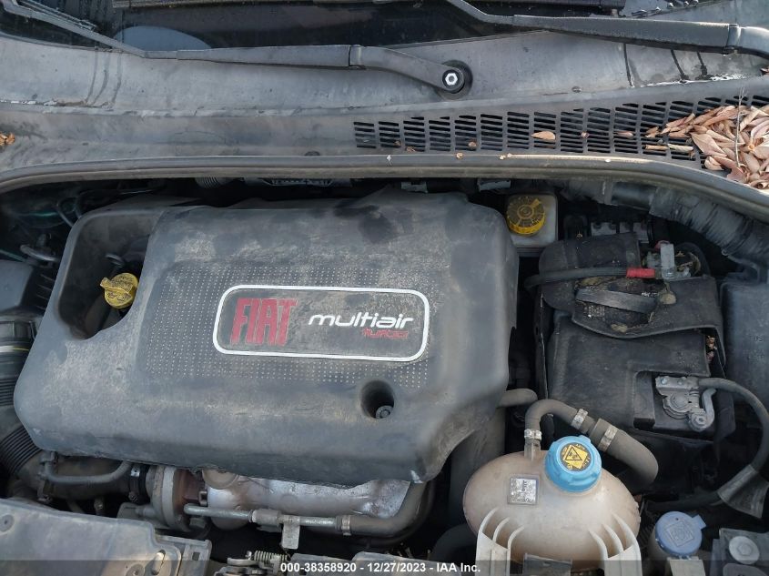 2015 FIAT 500L URBANA TREKKING - ZFBCFADH8FZ035054