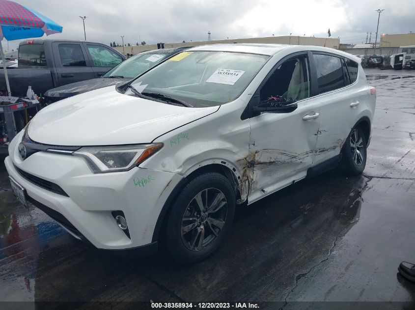 VIN JTMWFREVXJD113367 2018 TOYOTA RAV4 ADVENTURE/XLE