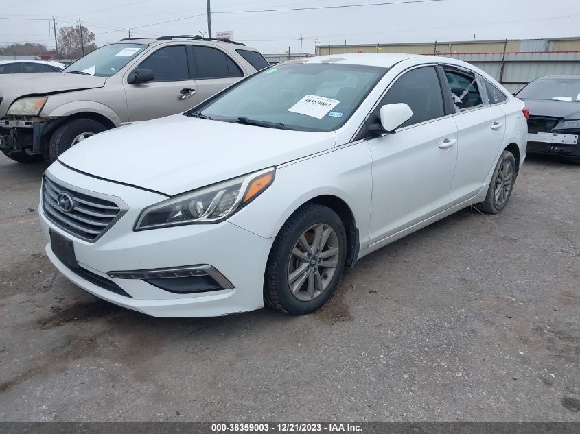 2015 HYUNDAI SONATA SE - 5NPE24AF3FH188437