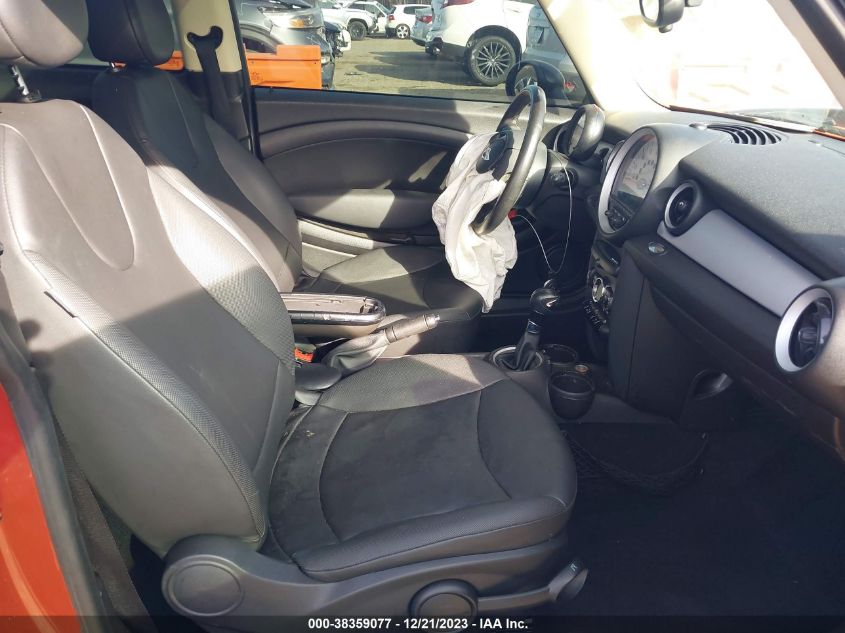 2013 MINI HARDTOP COOPER - WMWSU3C50DT686757