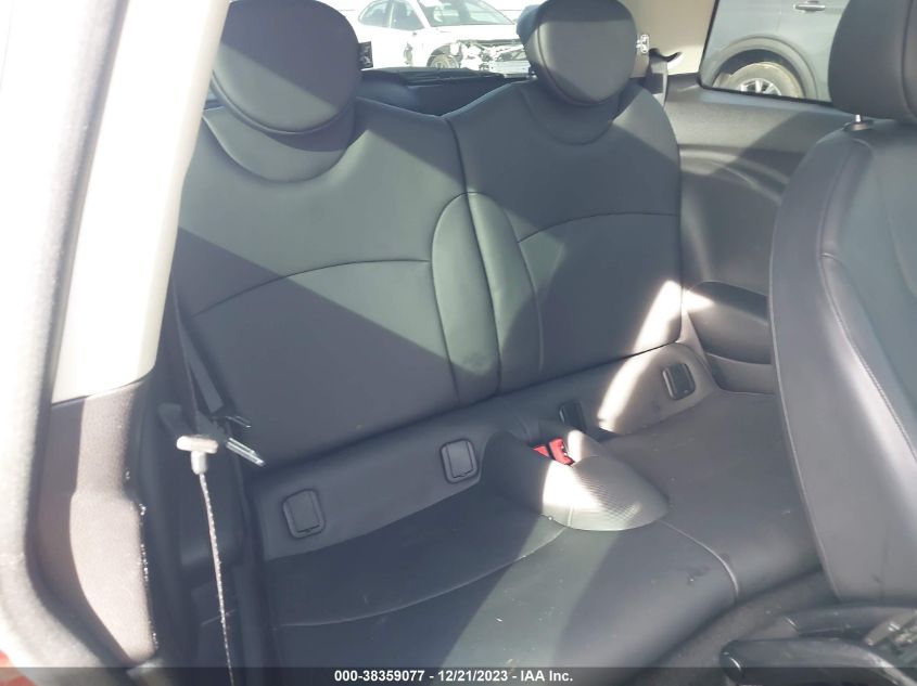 2013 MINI HARDTOP COOPER - WMWSU3C50DT686757