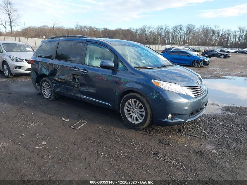 5TDYZ3DCXHS843310 2017 TOYOTA SIENNA, photo no. 1