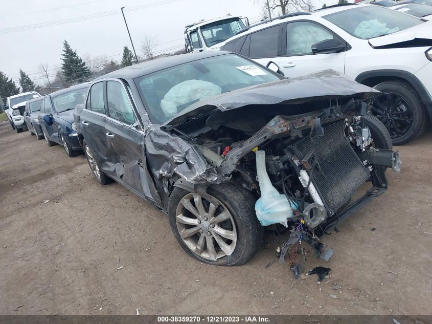 2015 CHRYSLER 300C - 2C3CCAKG0FH899651