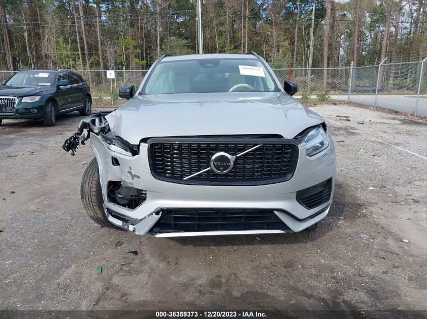 2023 VOLVO XC90 RECHARGE PLUG-IN HYBRID T8 PLUS DARK THEME 7-SEATER YV4H60CW1P1956400