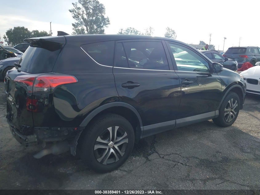 VIN 2T3ZFREV0JW504785 2018 TOYOTA RAV4 LE