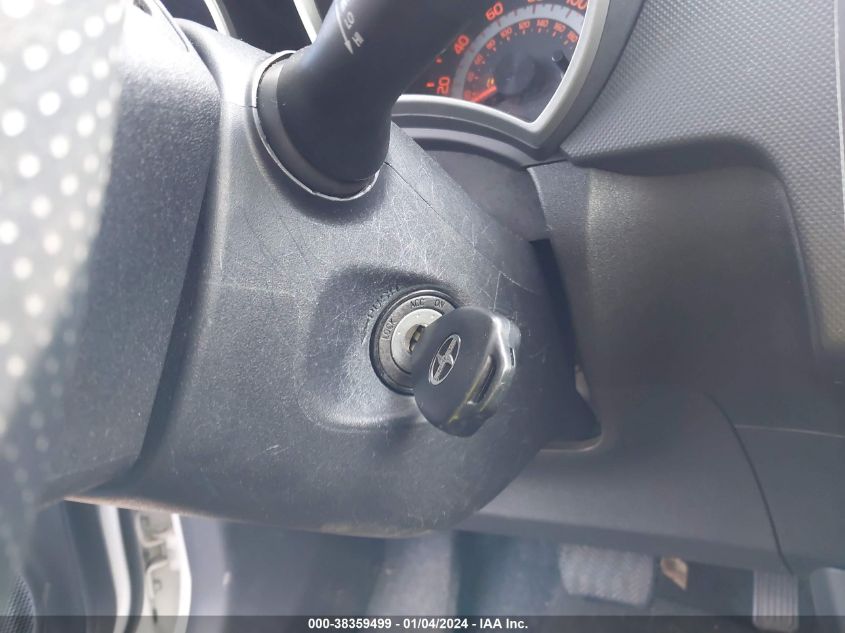 2013 TOYOTA SCION TC JTKJF5C75D3056876