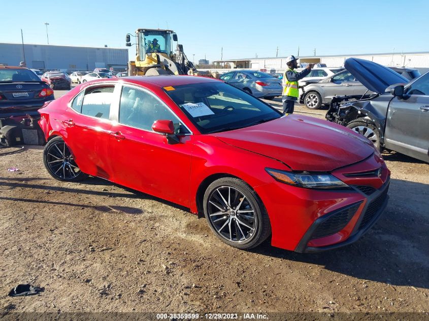 2022 TOYOTA CAMRY SE - 4T1T11AK2NU022948