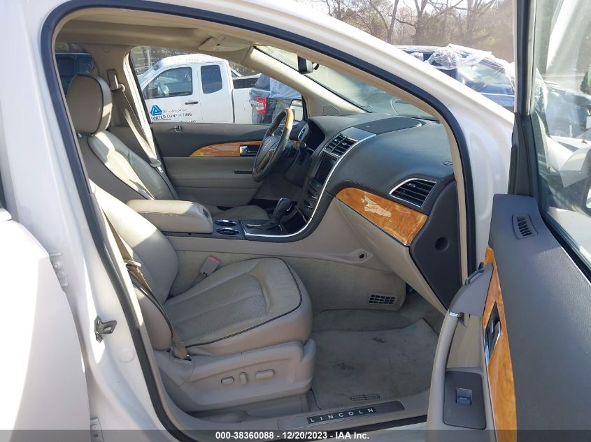 2013 LINCOLN MKX - 2LMDJ8JK8DBL26405