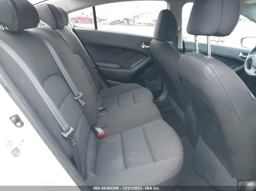 2016 KIA FORTE LX - KNAFK4A61G5587608