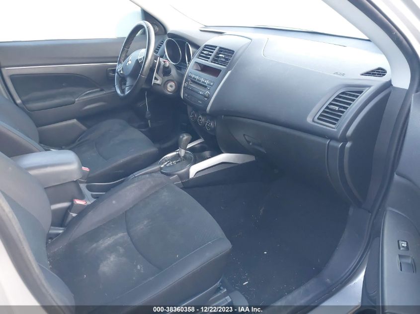 2013 MITSUBISHI OUTLANDER SPORT ES - 4A4AP3AU7DE017656