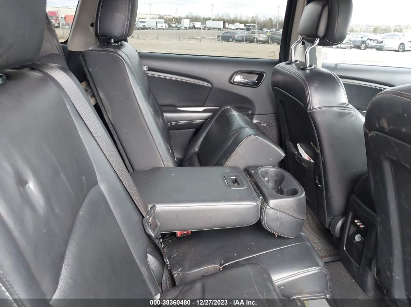 2017 DODGE JOURNEY CROSSROAD PLUS - 3C4PDCGB5HT582557