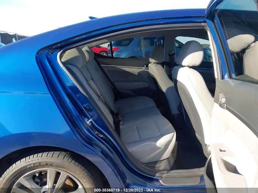 2018 HYUNDAI ELANTRA SEL - 5NPD84LF0JH243099