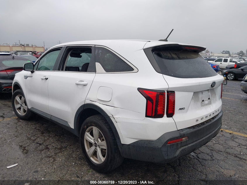 VIN 5XYRGDLC2MG018192 2021 KIA SORENTO LX