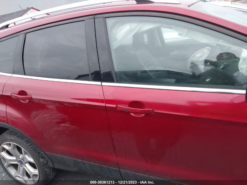 2019 FORD ESCAPE TITANIUM - 1FMCU9J97KUC49230