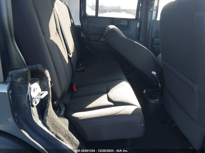 VIN 1C4BJWDG3HL528397 2017 JEEP WRANGLER UNLIMITED SPORT 4X4