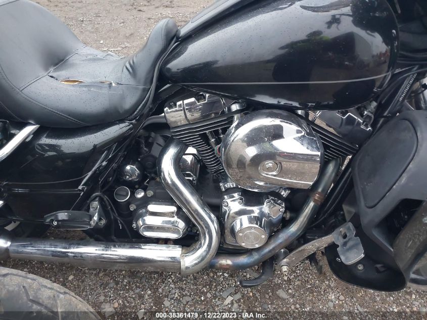 2015 HARLEY-DAVIDSON FLHTKL ULTRA LIMITED LOW 1HD1KKL16FB669545