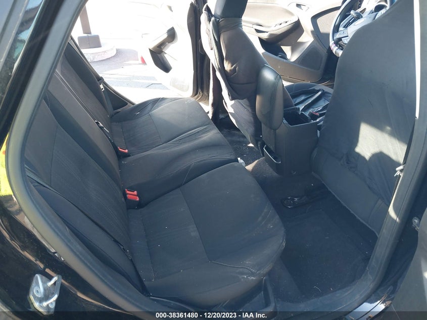 VIN 1FADP3K29HL225160 2017 FORD FOCUS SE