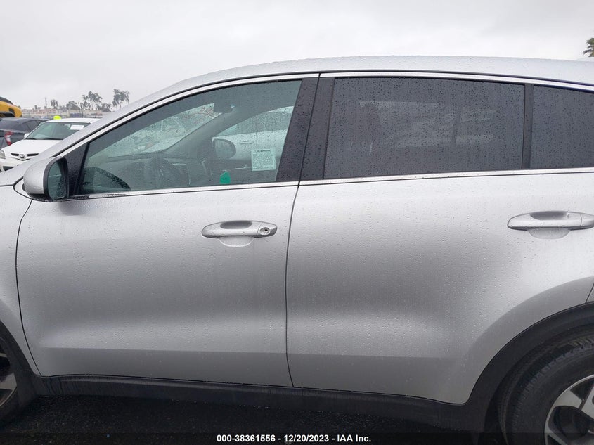 VIN KNDPM3AC1N7965073 2022 KIA SPORTAGE LX