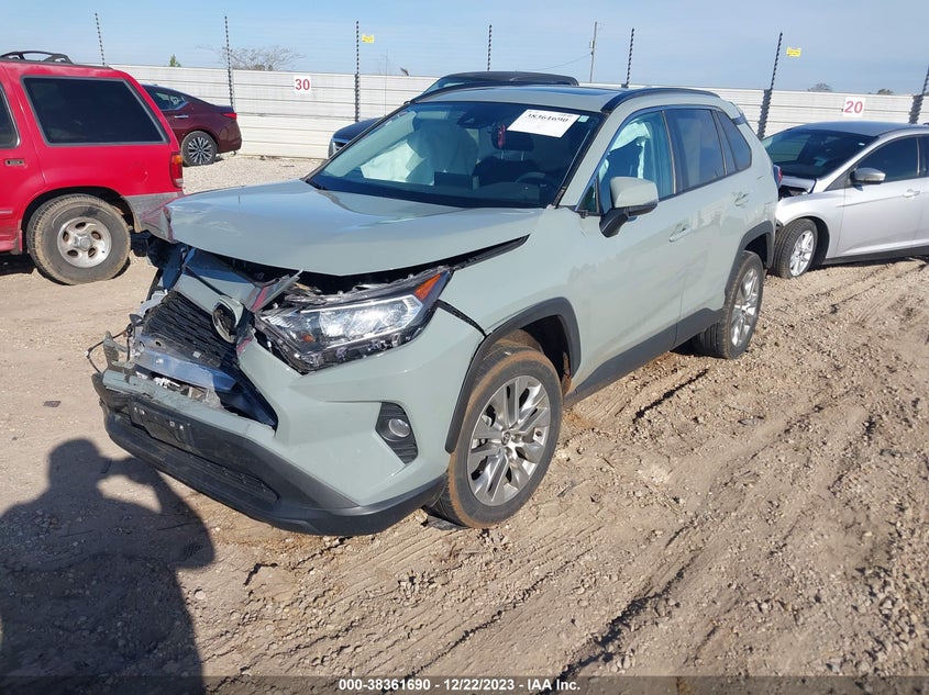 VIN 2T3C1RFV6MW154103 2021 TOYOTA RAV4 XLE PREMIUM