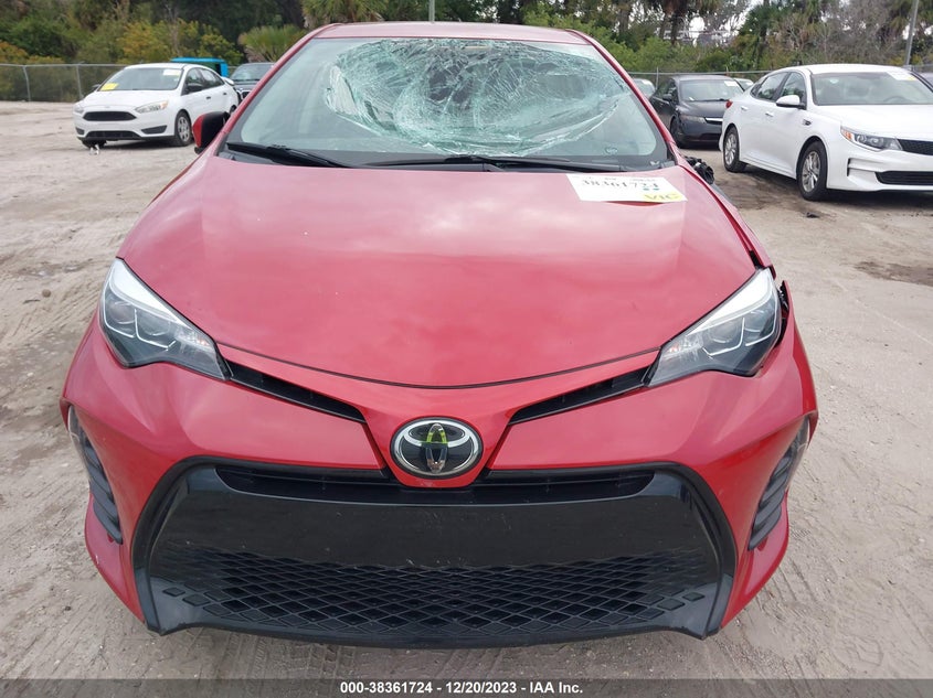 VIN 2T1BURHE0KC216957 2019 TOYOTA COROLLA SE