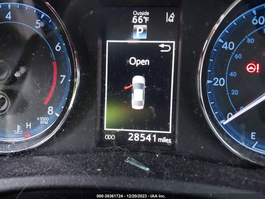 VIN 2T1BURHE0KC216957 2019 TOYOTA COROLLA SE