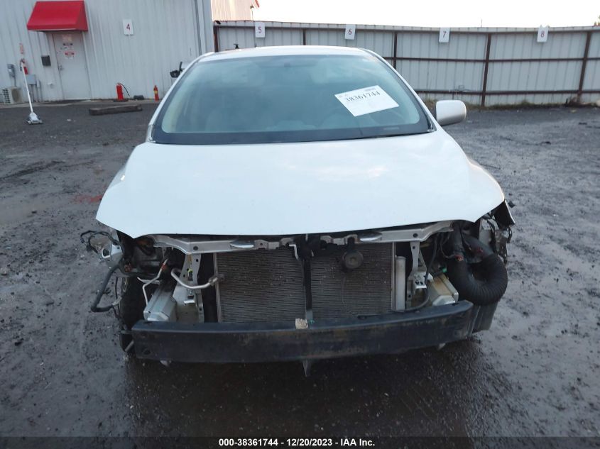 2013 TOYOTA COROLLA LE - 5YFBU4EE7DP158534
