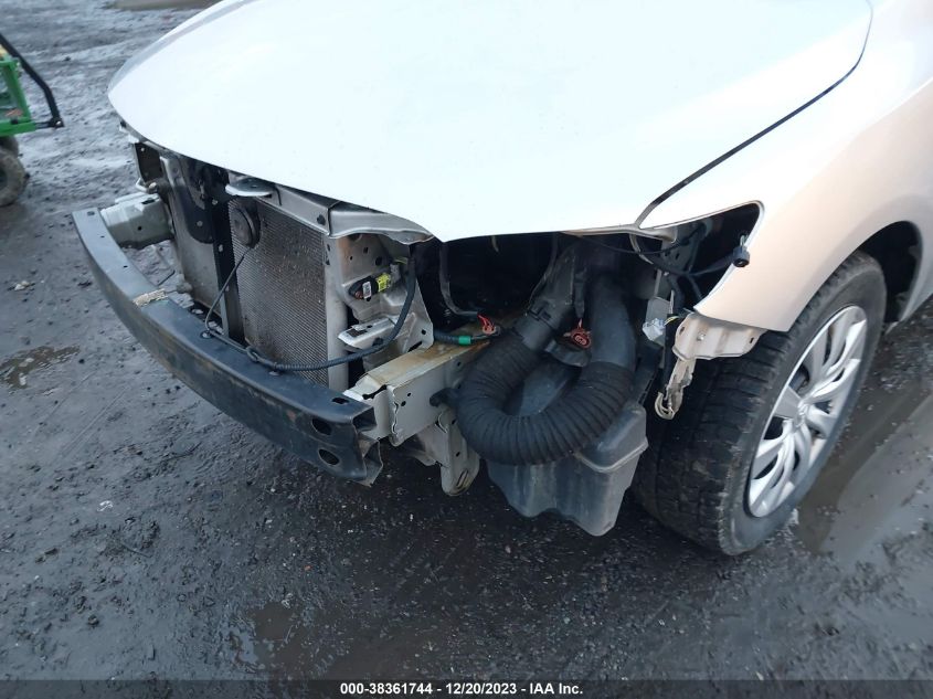 2013 TOYOTA COROLLA LE - 5YFBU4EE7DP158534