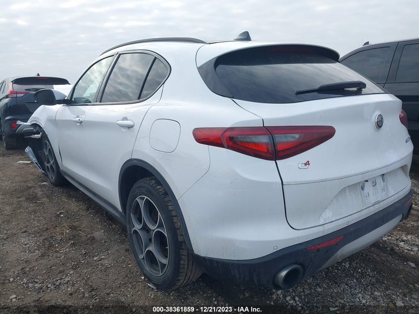 VIN ZASPAKBN5K7C58838 2019 ALFA ROMEO STELVIO TI